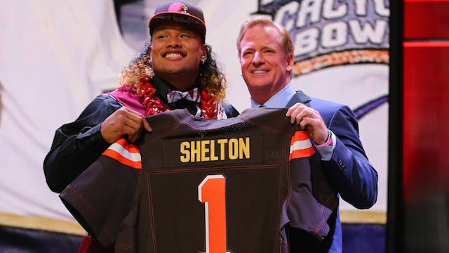 Danny-Shelton-Roger-Goodell-NFL-Draft-Fine-Cleveland-Browns